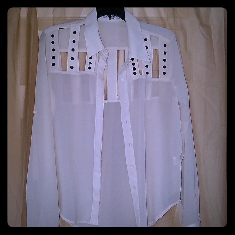 Studded blouse with slits